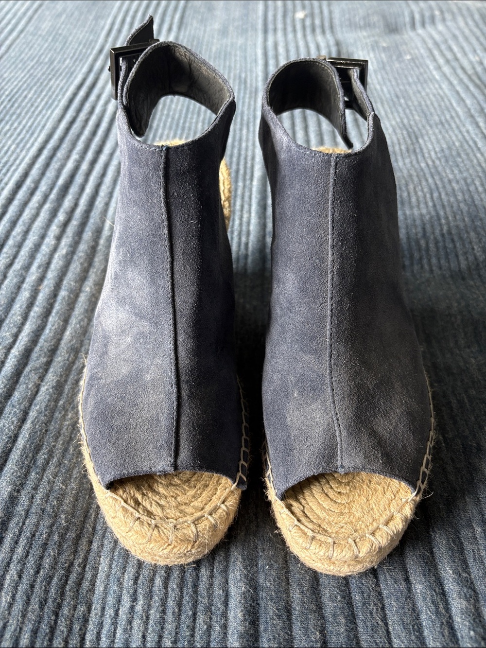 Kenneth Cole Navy Suede Open-Toe Espadrille Wedges